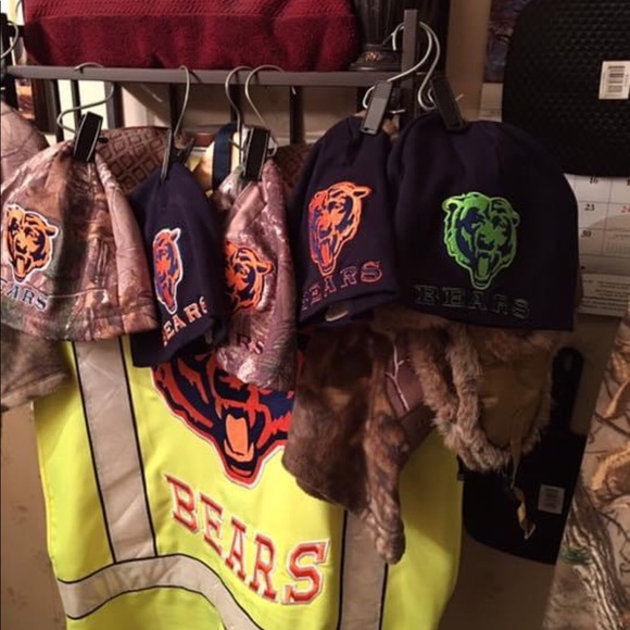 Clothes - Picture 13 of 16